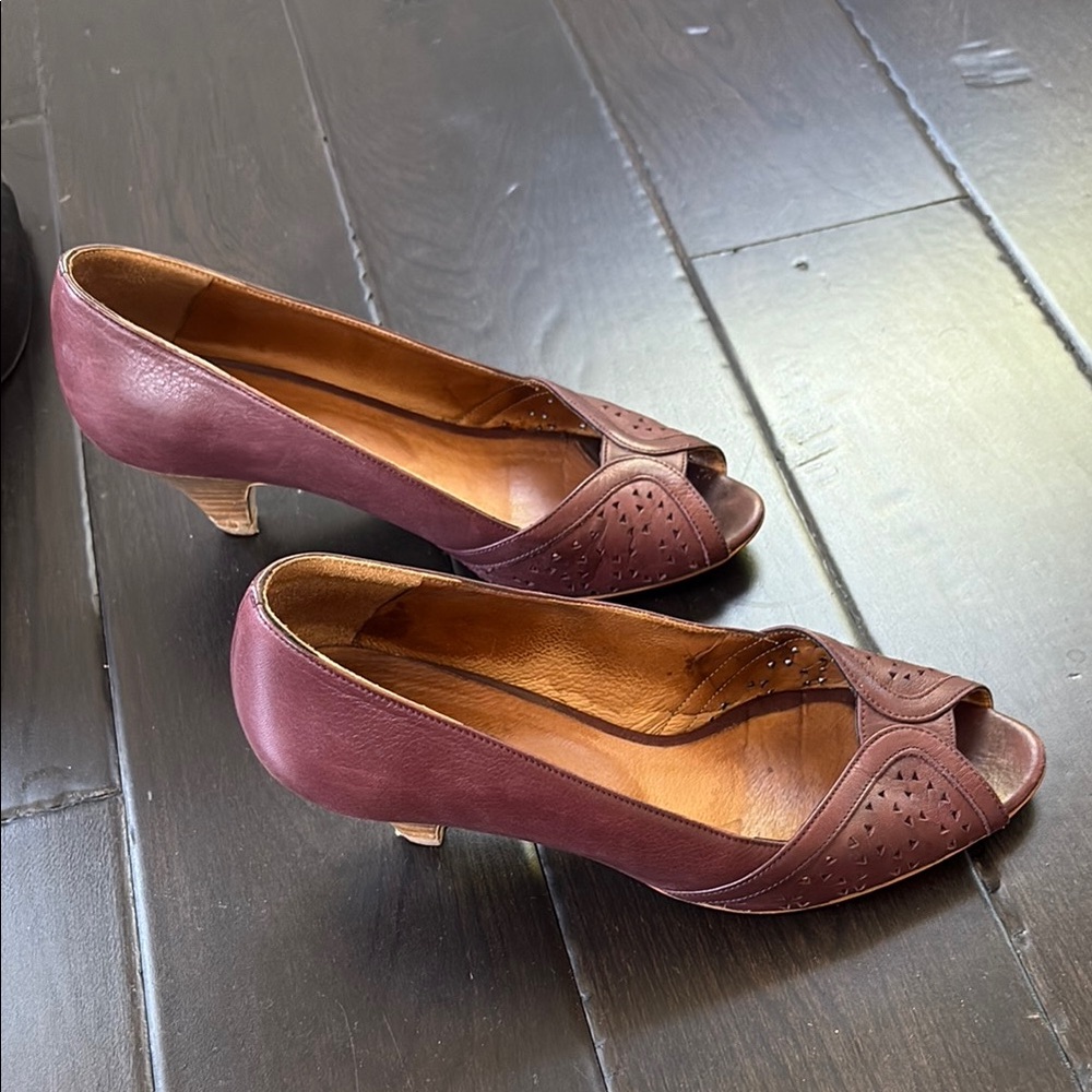 Burgundy peep toe